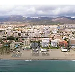 Casa Maria At Parrot At Carihuela Daire Torremolinos